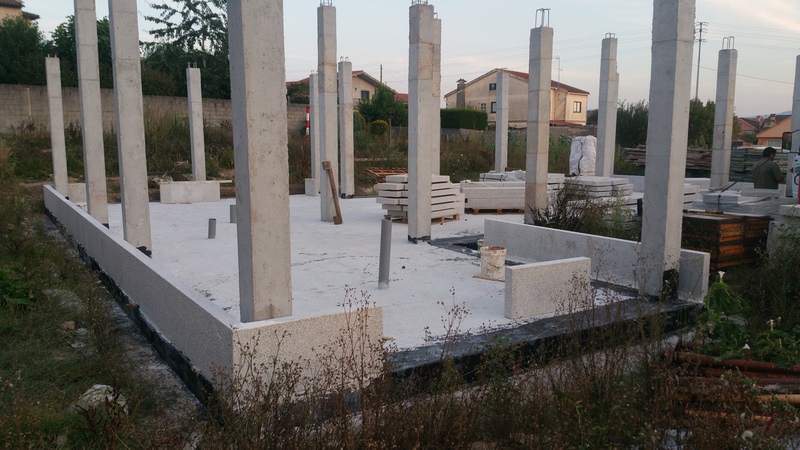 Viv. Unif. Cangas 18